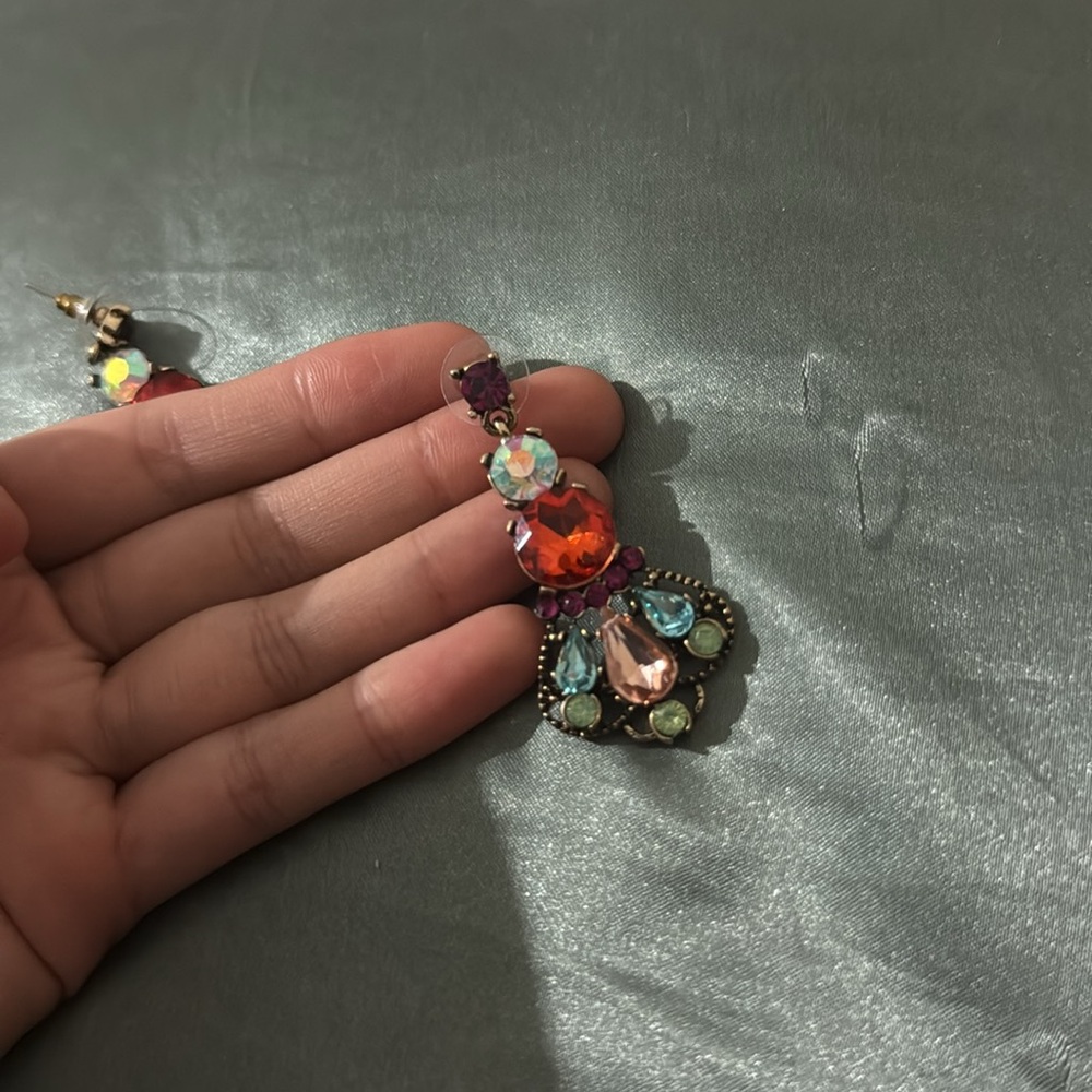 Elegant Multicolor Drop Earrings - Picture 14 of 16